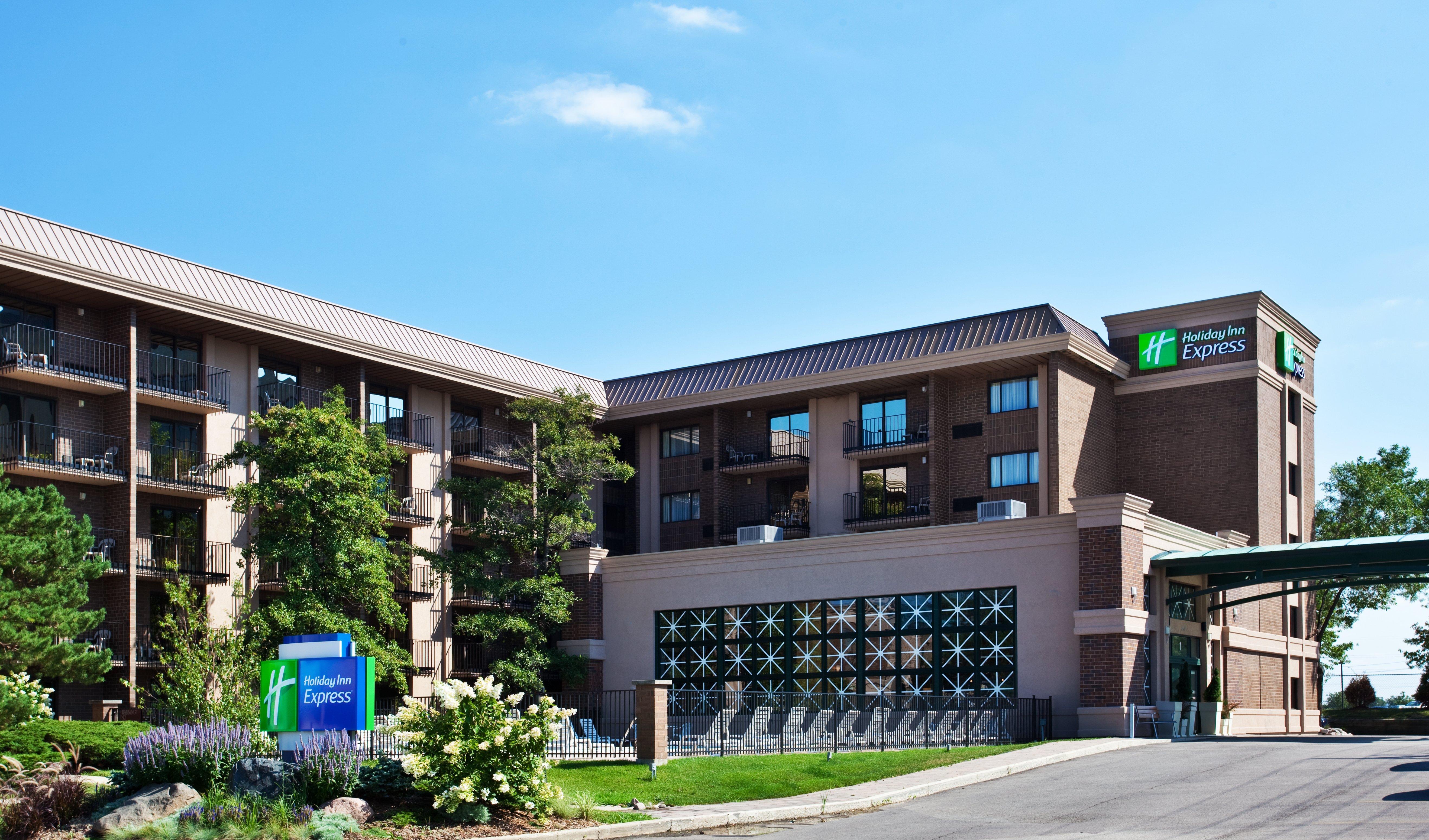 Holiday Inn Express Schaumburg-Rolling Meadows By Ihg Extérieur photo