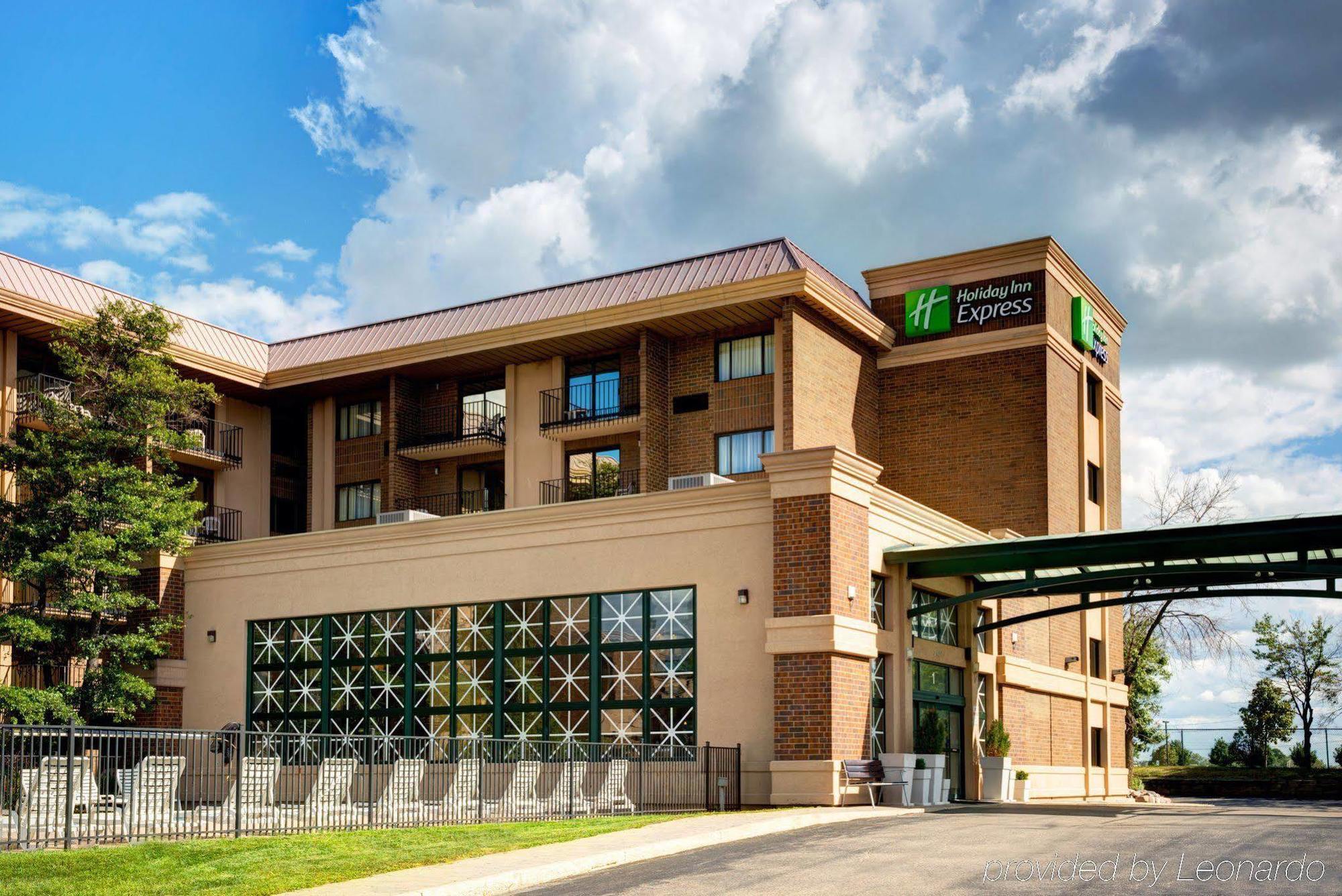 Holiday Inn Express Schaumburg-Rolling Meadows By Ihg Extérieur photo